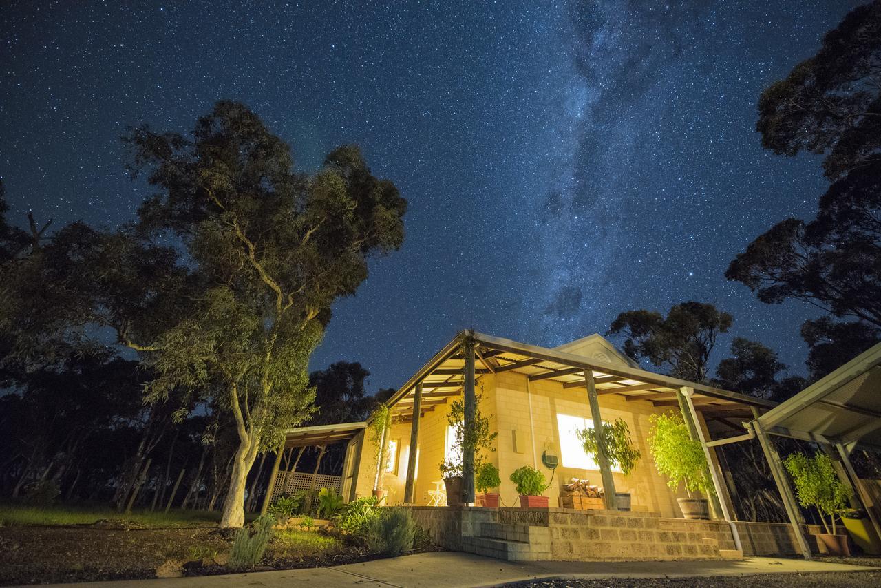 Kendenup Cottages And Lodge Exterior photo