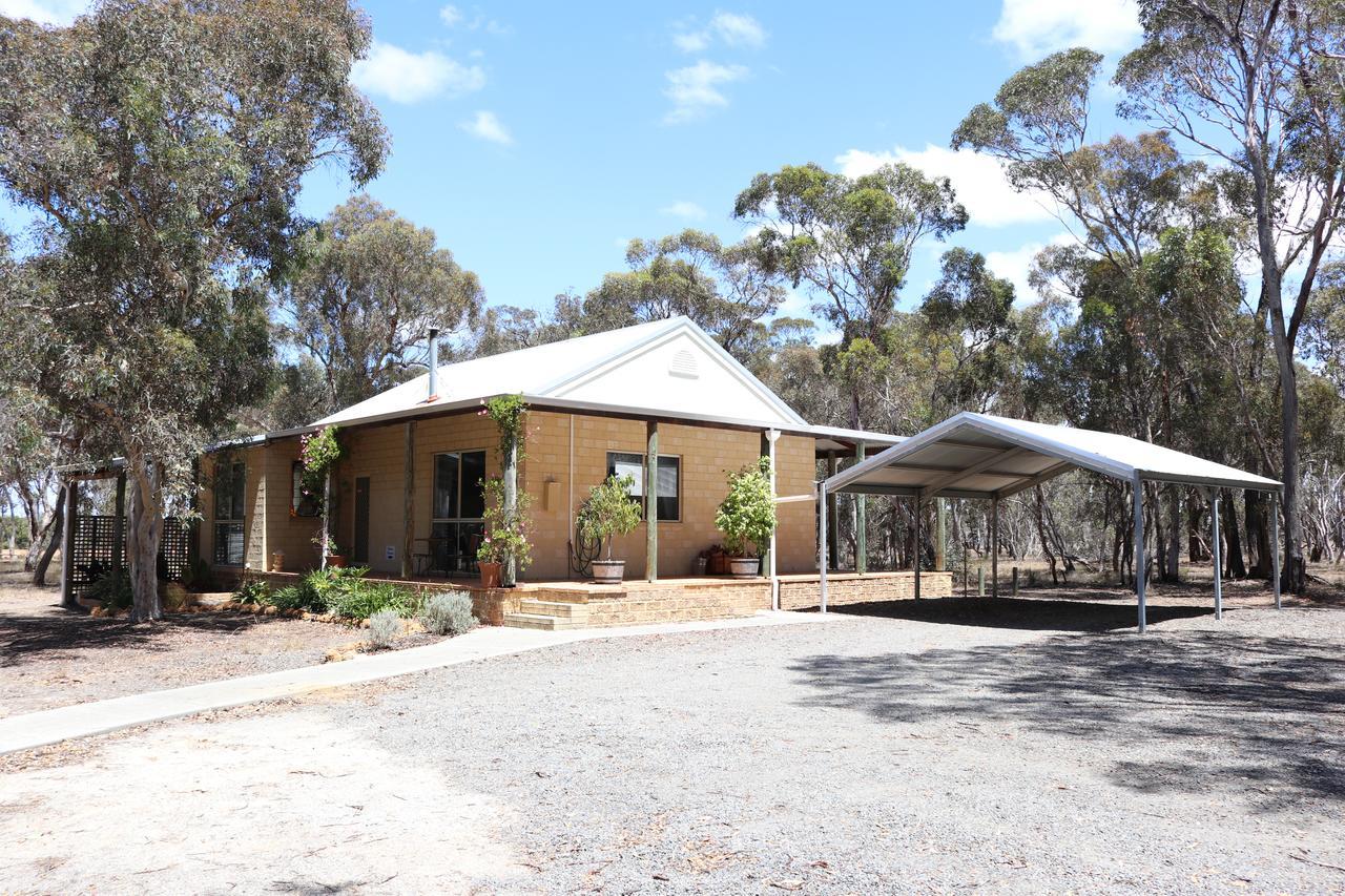 Kendenup Cottages And Lodge Exterior photo