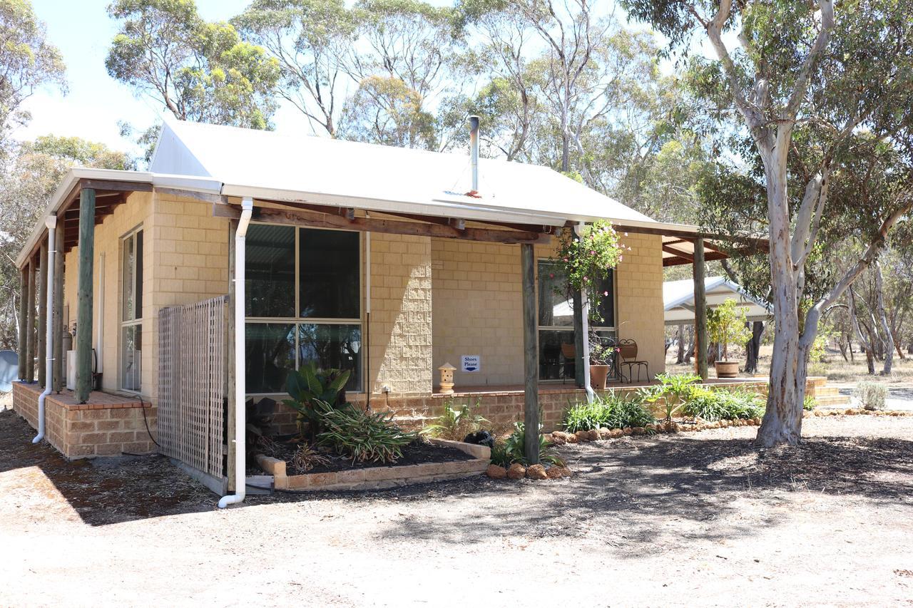Kendenup Cottages And Lodge Exterior photo